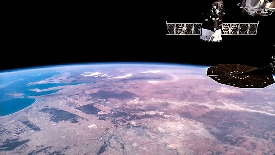 ISS on Live 高清视图地球直播